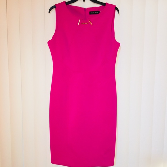 Ivanka Trump Dresses & Skirts - GORGEOUS IVANKA TRUMP DRESS-LIKE NEW